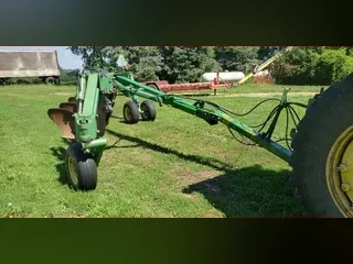 2000 John Deere 3710