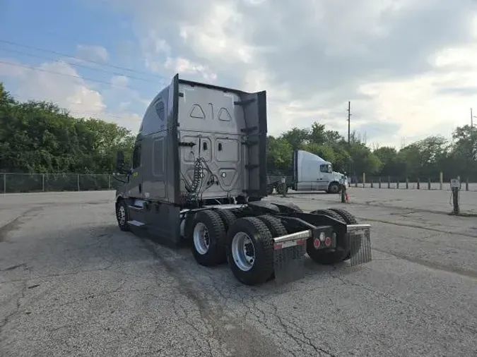 2023 Freightliner Cascadia