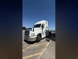 2018 FREIGHTLINER/MERCEDES CASCADIA 125