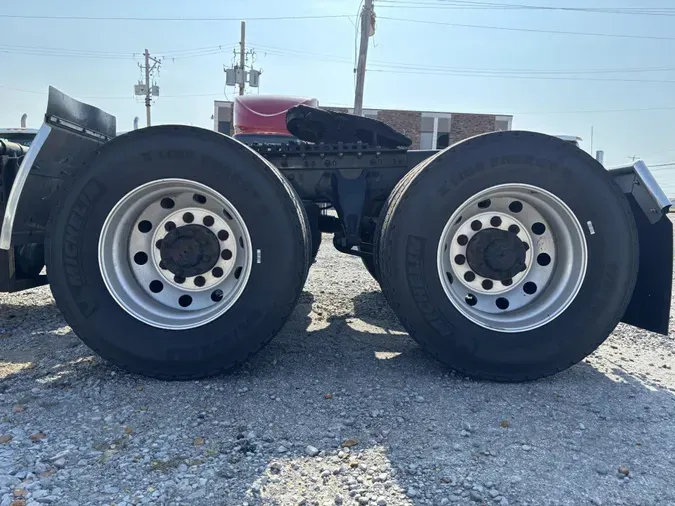 2021 International LT625