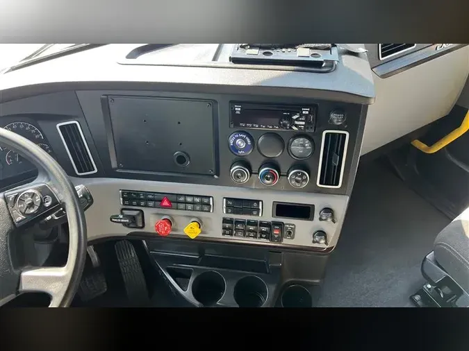 2021 FREIGHTLINER CA126a32b45dd2c7ccd1fba14d449a066bc86