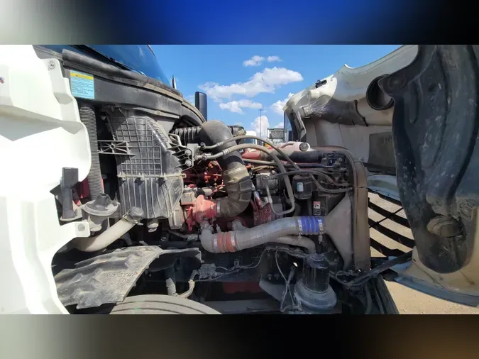 2020 Freightliner Cascadia 126