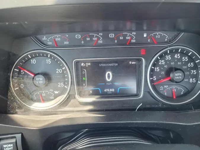 2020 International LT625