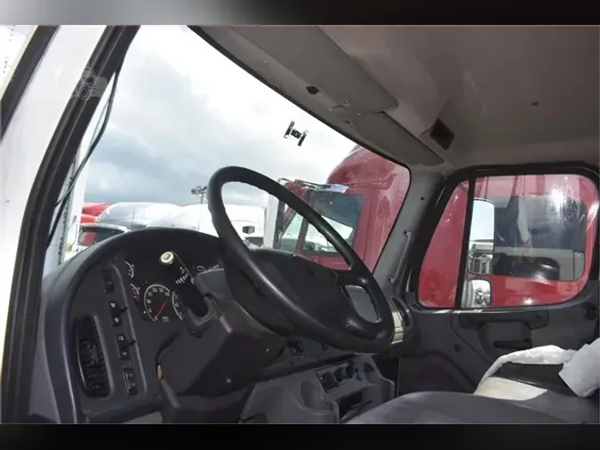 2018 FREIGHTLINER BUSINESS CLASS M2 106