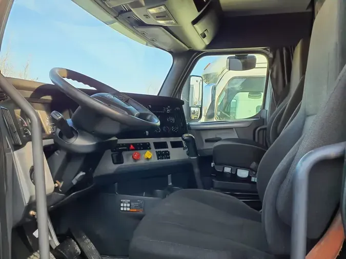 2020 FREIGHTLINER/MERCEDES NEW CASCADIA PX12664