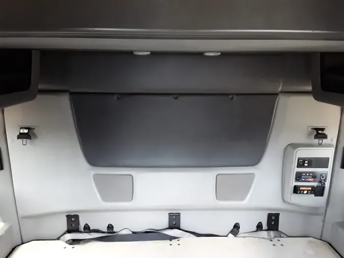 2019 NAVISTAR INTERNATIONAL LT625 SLPR CAB