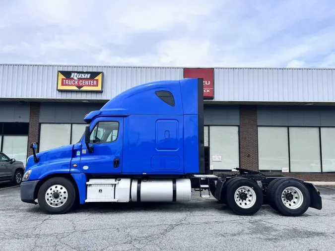 2020 Freightliner Cascadia