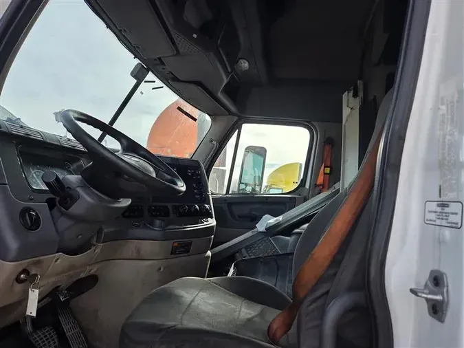 2016 FREIGHTLINER CASCADIAa33ee2e5f509ce37cfabe2378a88df5a