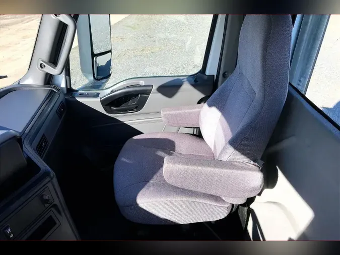 2021 INT LT625 6x4a33fee80499932b2790773880b71d1cc