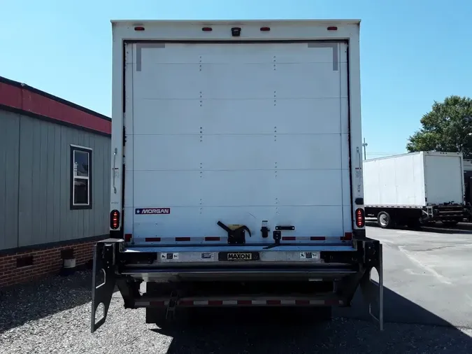 2019 FREIGHTLINER M2 106