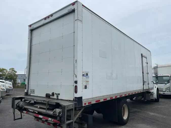 2019 FREIGHTLINER/MERCEDES M2 106