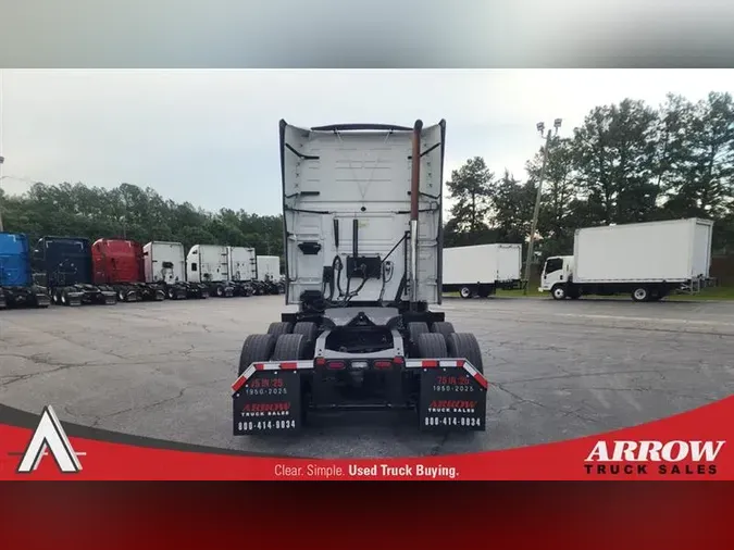 2020 VOLVO VNL760
