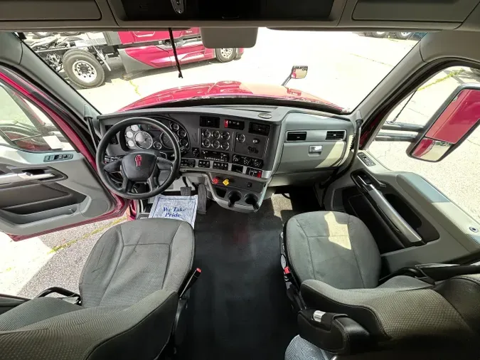 2022 Kenworth T680