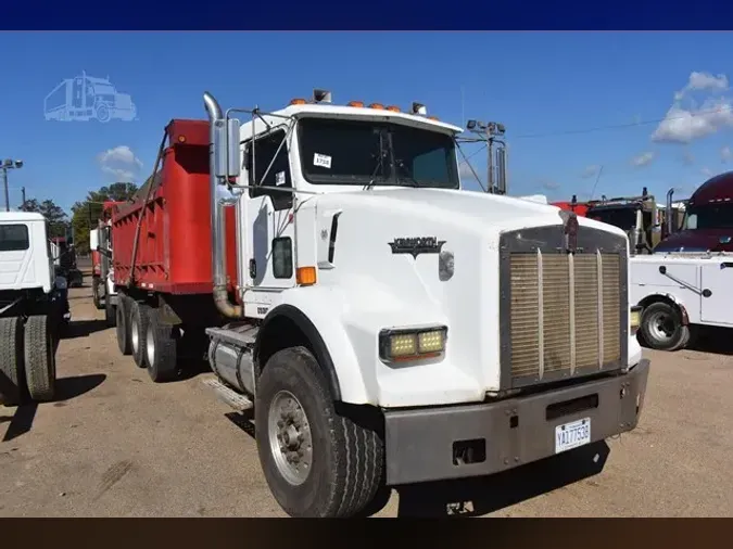 2004 KENWORTH T800a34997f994cc595f67984c3167c5779d