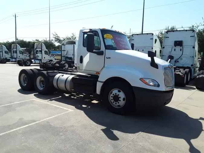 2018 NAVISTAR INTERNATIONAL LT625 DAYCAB T/A