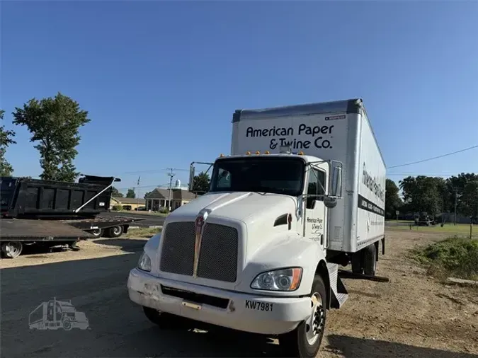 2017 KENWORTH T370