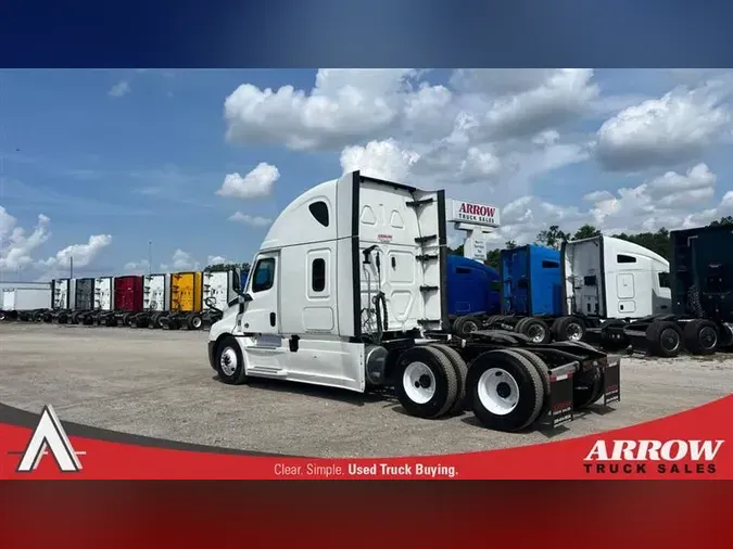 2023 FREIGHTLINER CA126