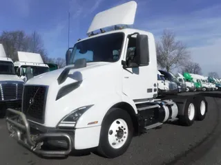 2019 VOLVO VNL