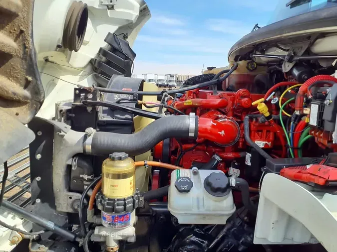 2018 FREIGHTLINER M2 106
