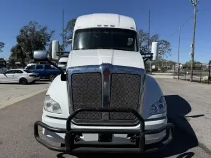 2021 Kenworth T680