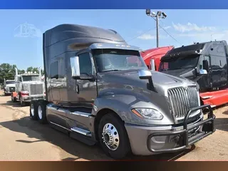 2019 INTERNATIONAL LT
