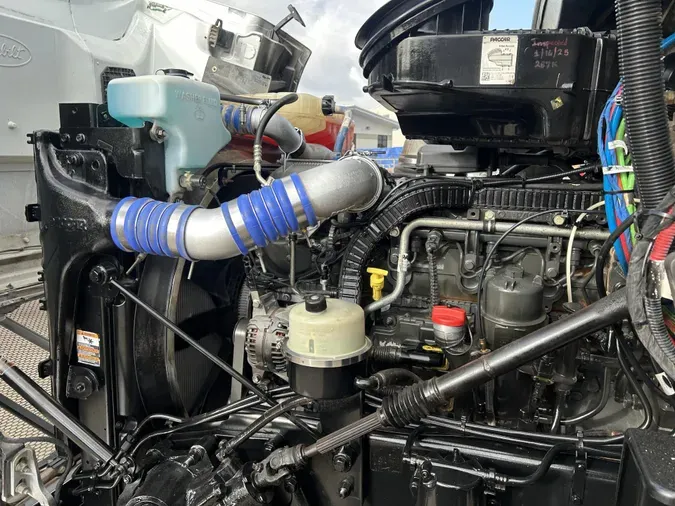 2020 Peterbilt 567