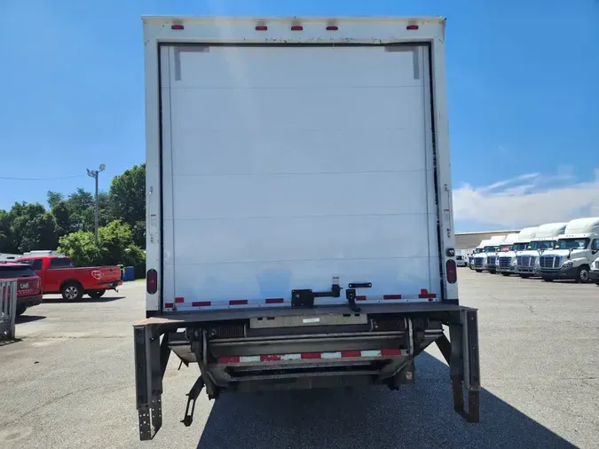 2019 FREIGHTLINER M2 106