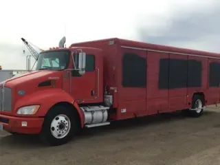 2009 KENWORTH T370