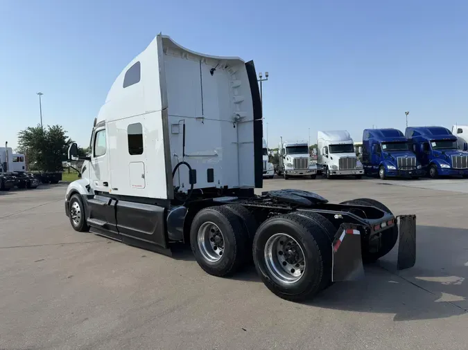 2022 Peterbilt 579a36f82c280da042a35737a036ecbb0ab