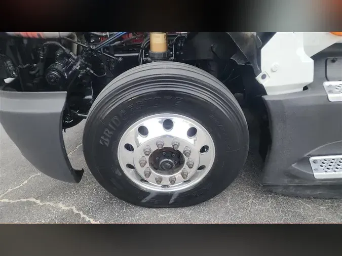 2022 INTERNATIONAL LT