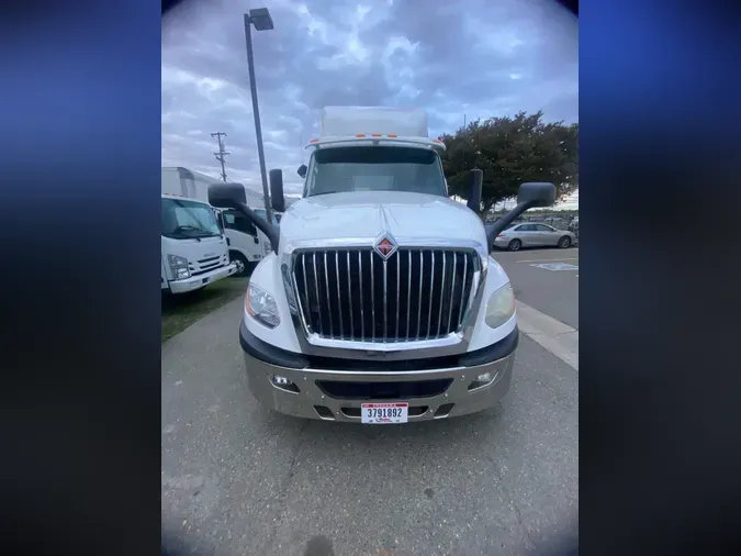 2018 NAVISTAR INTERNATIONAL LT625 DAYCAB T/A