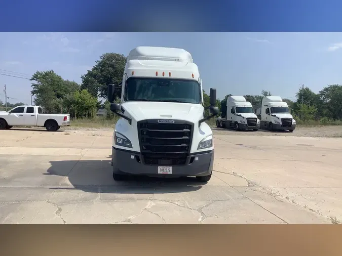 2022 Freightliner Cascadia 126a3772a7b20ef63a6219318ca5309a5eb