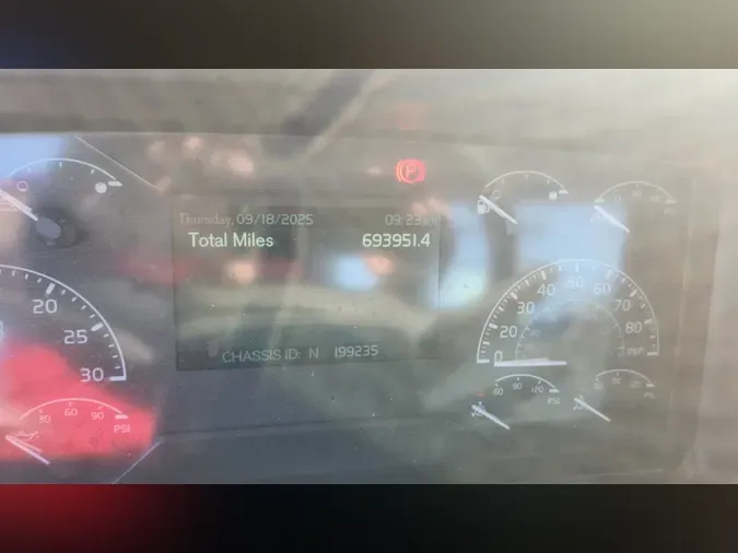 2019 Volvo VNL300a37780ac48b7115a640b861550b2feea