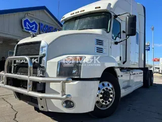 2020 MACK AN64T