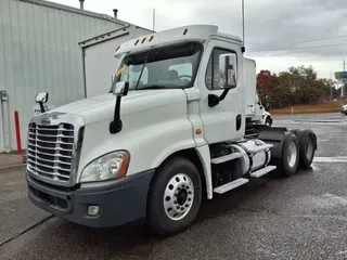 2018 FREIGHTLINER/MERCEDES CASCADIA 125