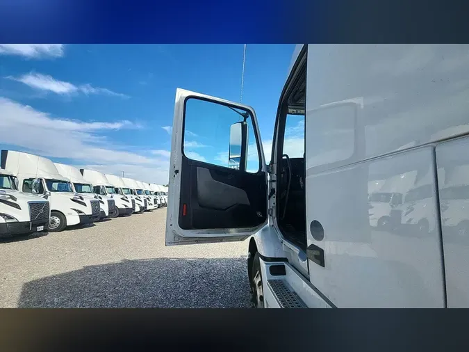 2020 Volvo VNR64T640a37ef34bfdbb55546c1fb974ebe098b3