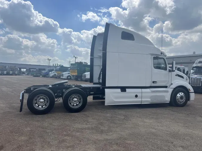 2022 Peterbilt 579