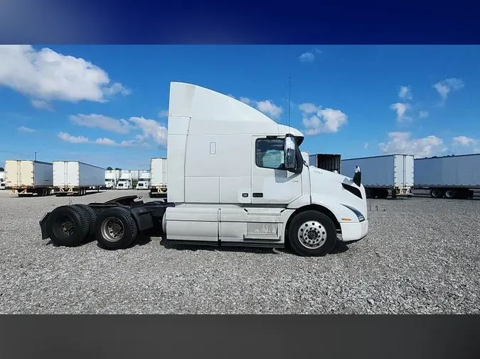 2019 Volvo VNL 740