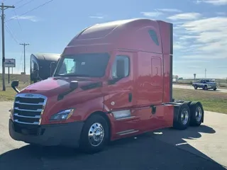 2021 FREIGHTLINER Cascadia 126