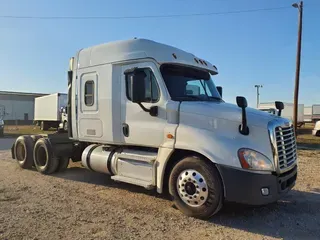 2020 FREIGHTLINER/MERCEDES CASCADIA 125