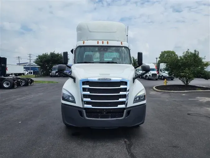 2022 FREIGHTLINER CA126a38b16e1077b68ed59f6a5f82e6789ab