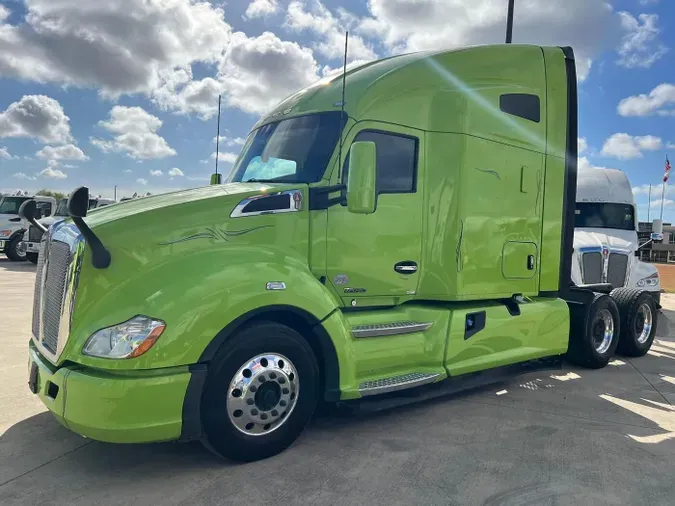 2020 Kenworth T680