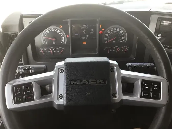 2020 MACK ANTHEM