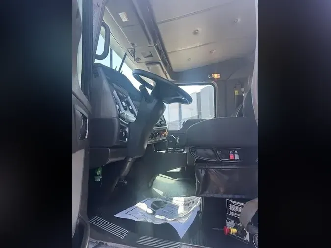 2019 Kenworth T800