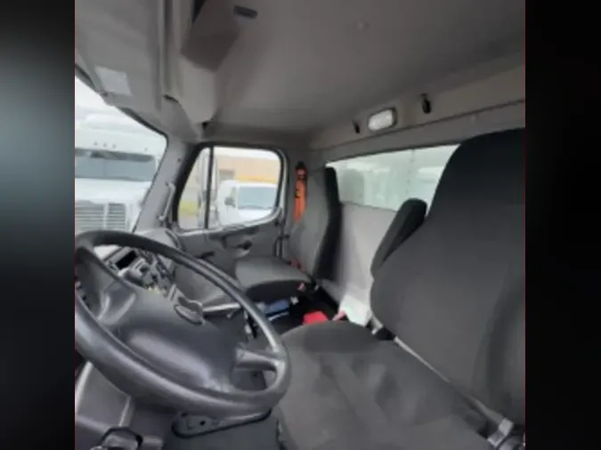 2019 FREIGHTLINER/MERCEDES M2 106a39b67cb825a8c3d7eb6d94d7bdfd735