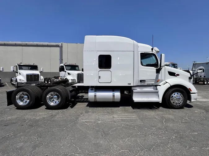 2022 Peterbilt 579a39effd101ac4cb15c2b261e2ab8732e