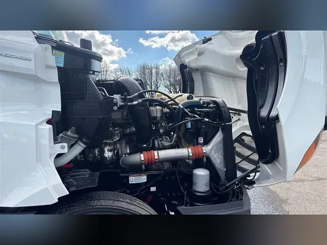 2022 FREIGHTLINER CA126