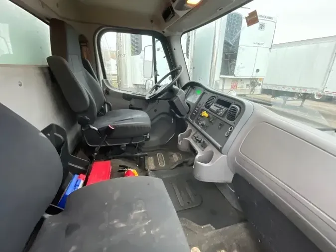 2019 Freightliner M2