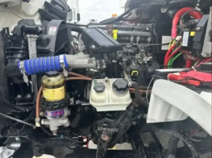 2020 FREIGHTLINER/MERCEDES M2 106