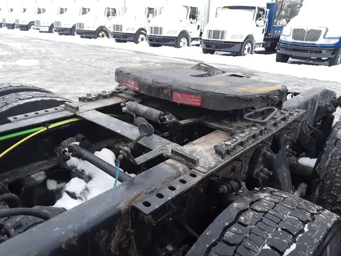 2019 NAVISTAR INTERNATIONAL LT625 SLPR CAB